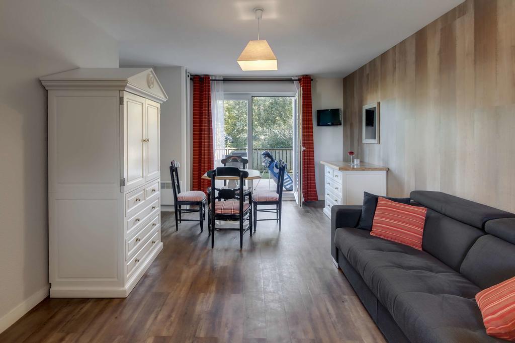 Appartements Les Ormes Epiniac Ngoại thất bức ảnh
